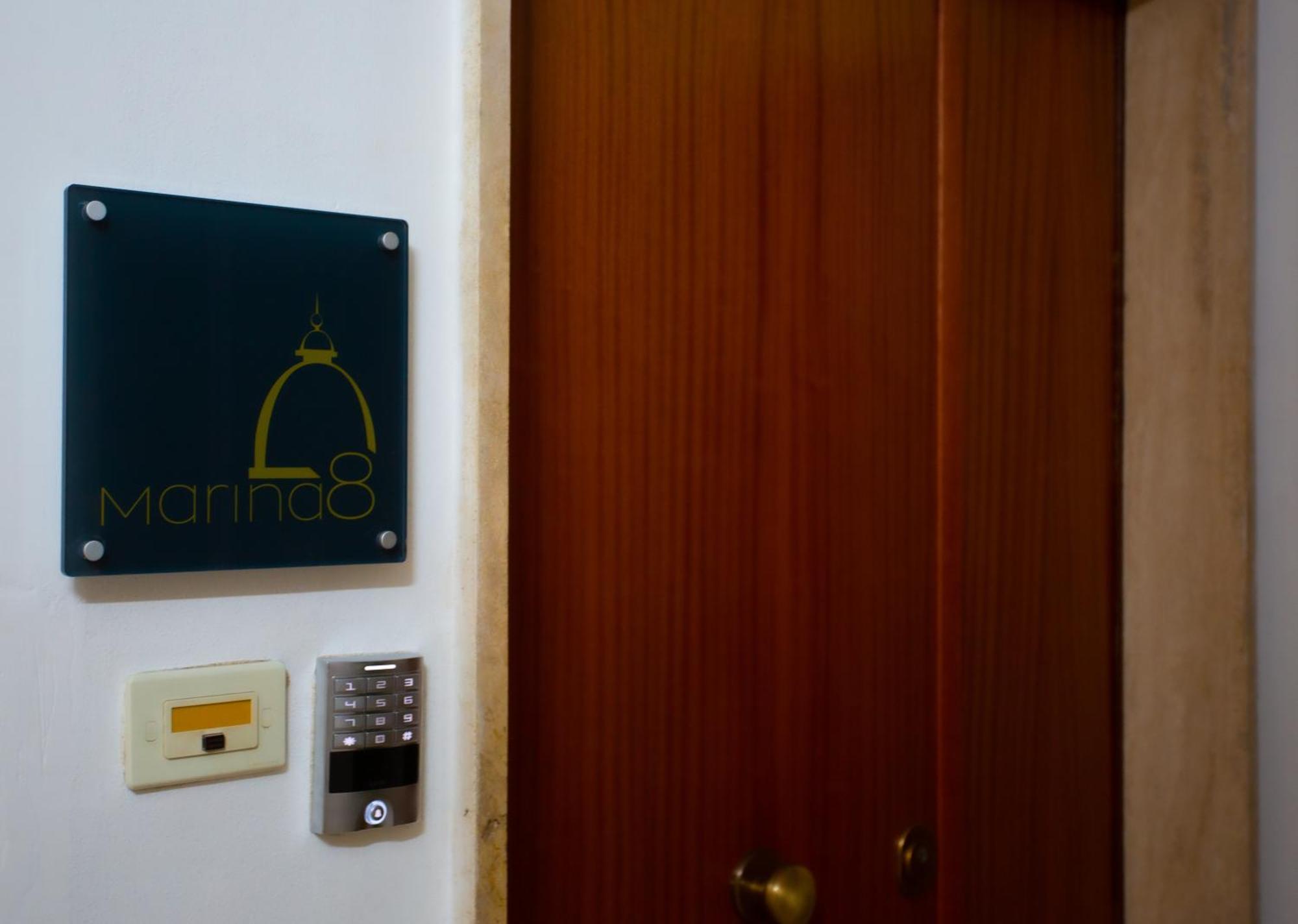 Marina 8 Hotel Nápoly Kültér fotó