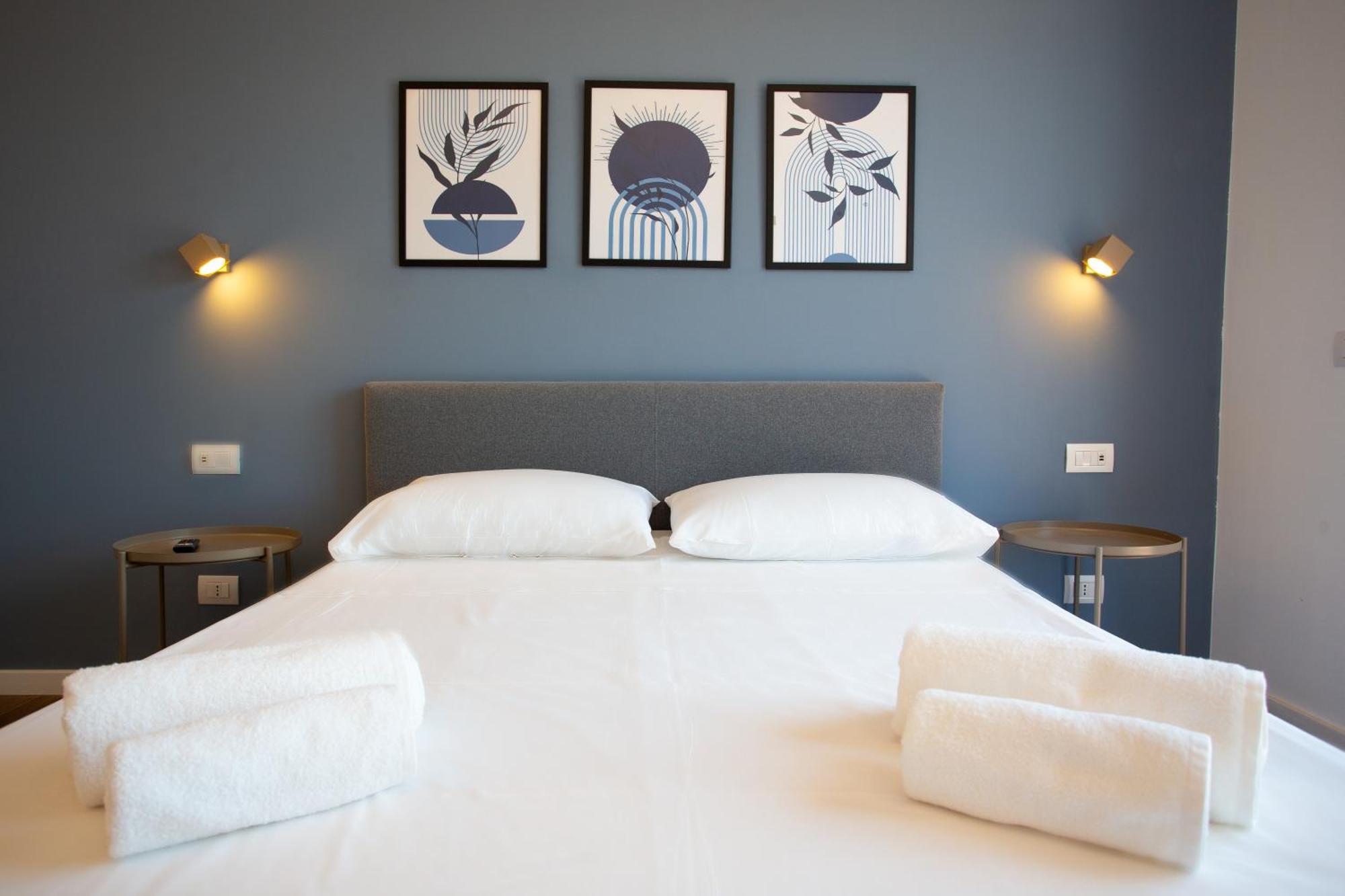 Marina 8 Hotel Nápoly Kültér fotó